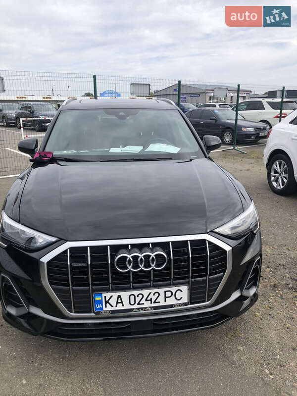 Внедорожник / Кроссовер Audi Q3 2022 в Киеве фото 2 Внедорожник / Кроссовер Audi Q3 2022 в Киеве