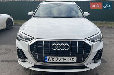 Audi Q3  2022
