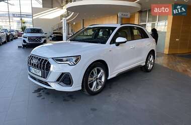 Audi Q3  2022
