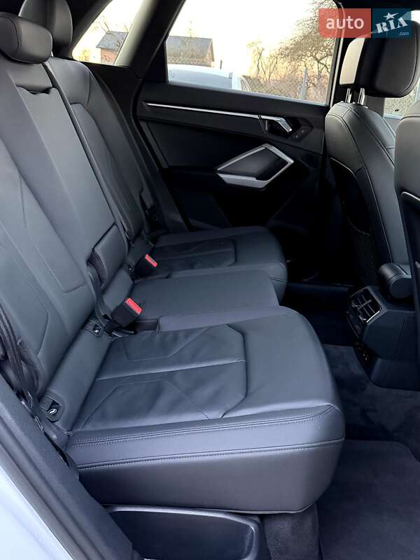 Внедорожник / Кроссовер Audi Q3 2020 в Львове фото 14 Внедорожник / Кроссовер Audi Q3 2020 в Львове