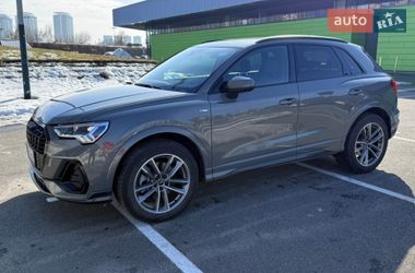 Audi Q3 2021