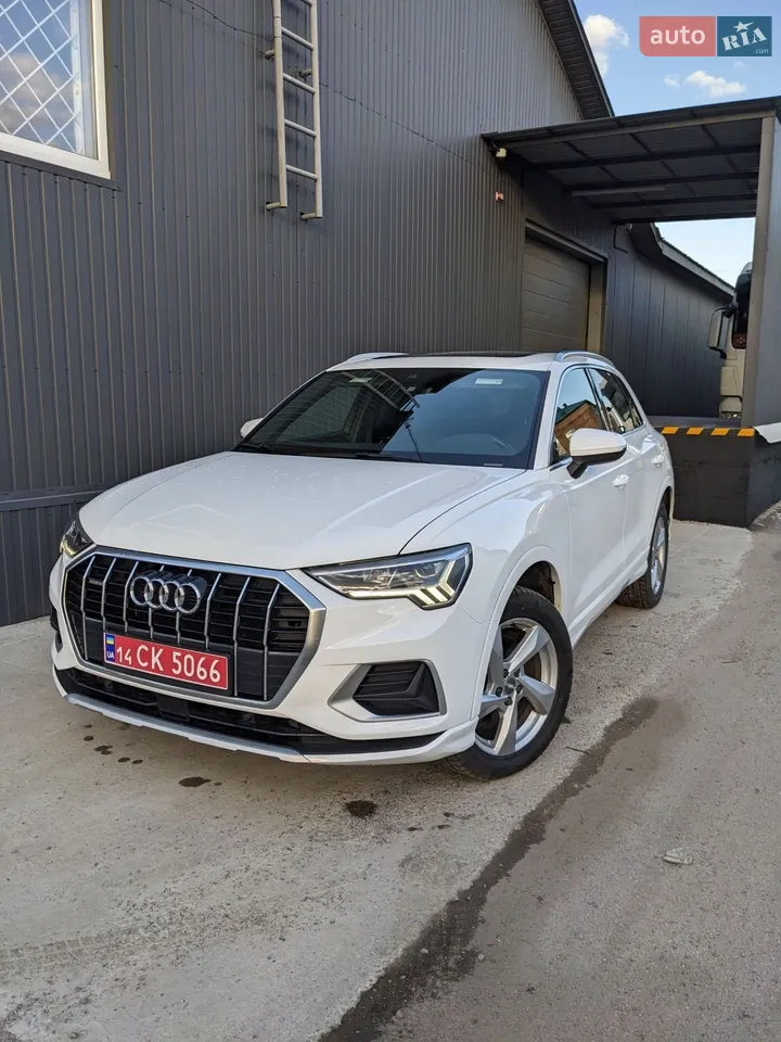 2019 Audi Q3 - фото 1