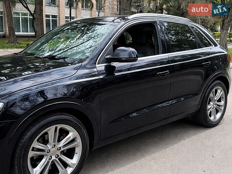 Позашляховик / Кросовер Audi Q3 2014 в Кам'янському
