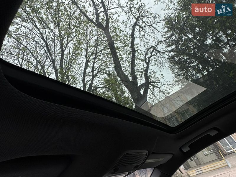 Позашляховик / Кросовер Audi Q3 2014 в Кам'янському