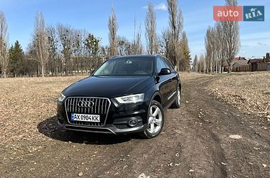 Audi Q3  2012