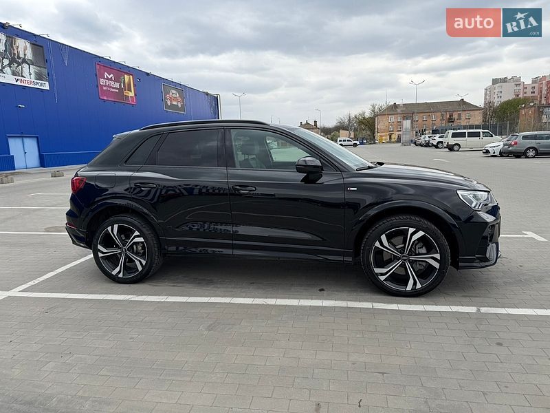 Позашляховик / Кросовер Audi Q3 2024 в Вінниці