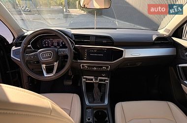 Внедорожник / Кроссовер Audi Q3 2019 в Хмельницком