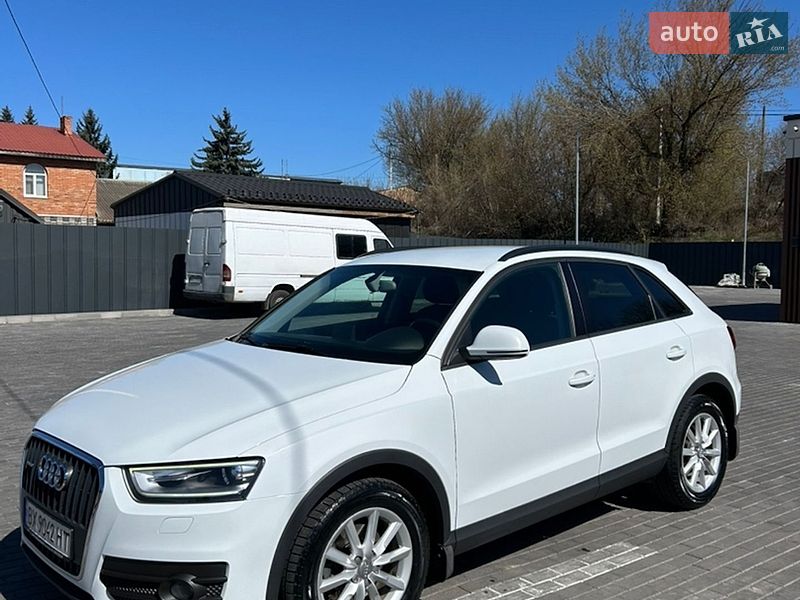 Позашляховик / Кросовер Audi Q3 2012 в Вінниці