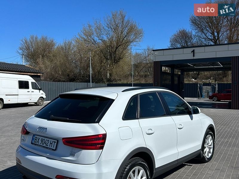 Позашляховик / Кросовер Audi Q3 2012 в Вінниці