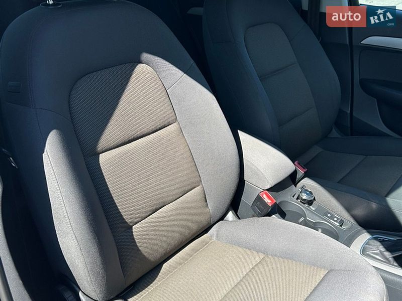 Позашляховик / Кросовер Audi Q3 2012 в Вінниці