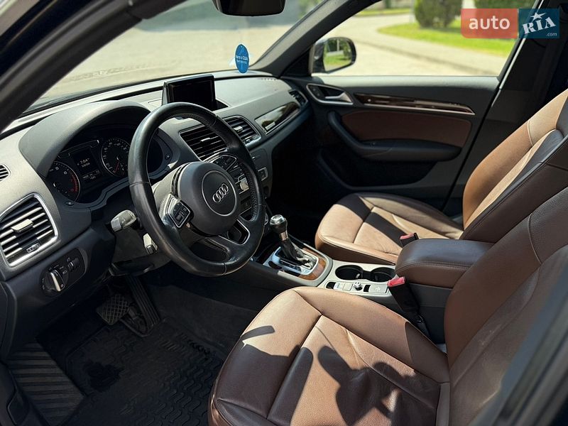Позашляховик / Кросовер Audi Q3 2017 в Чернівцях