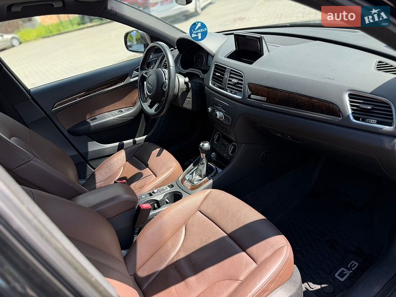 Позашляховик / Кросовер Audi Q3 2017 в Чернівцях