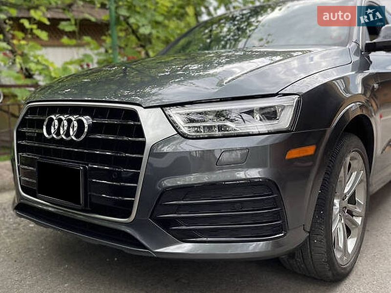 Внедорожник / Кроссовер Audi Q3 2018 в Ивано-Франковске