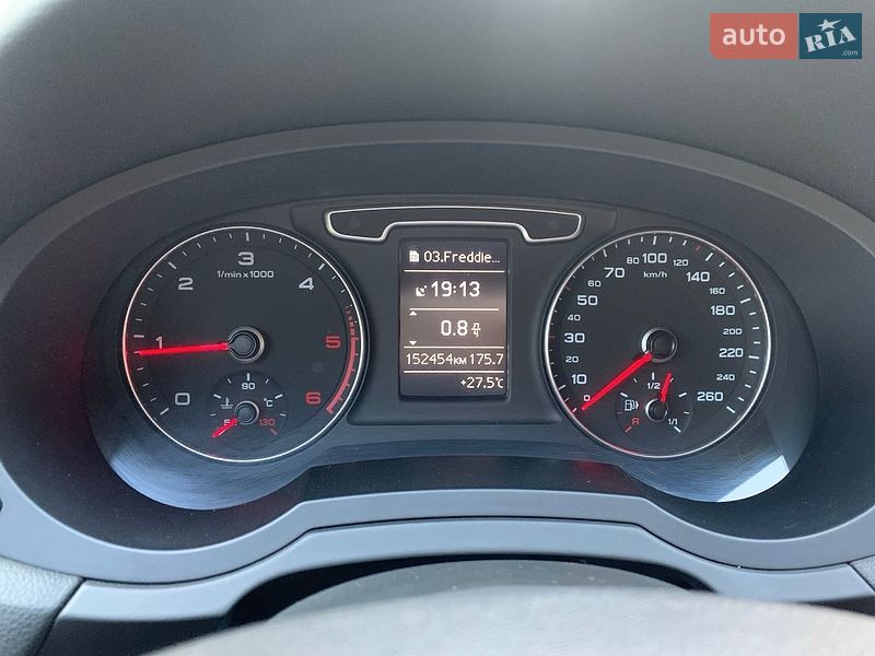 Внедорожник / Кроссовер Audi Q3 2013 в Черкассах фото 7 Внедорожник / Кроссовер Audi Q3 2013 в Черкассах