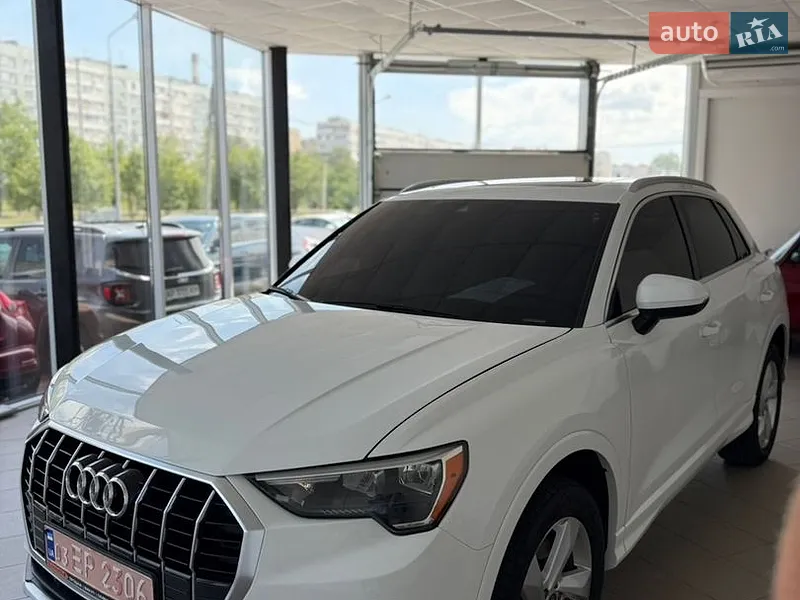 Audi Q3 2021
