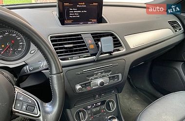 Позашляховик / Кросовер Audi Q3 2015 в Львові