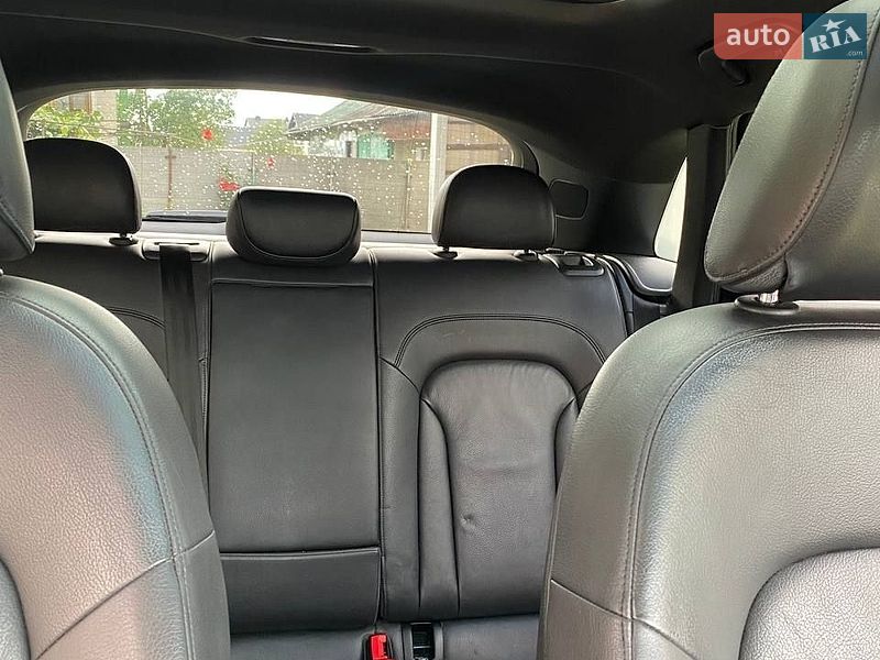 Позашляховик / Кросовер Audi Q3 2015 в Львові