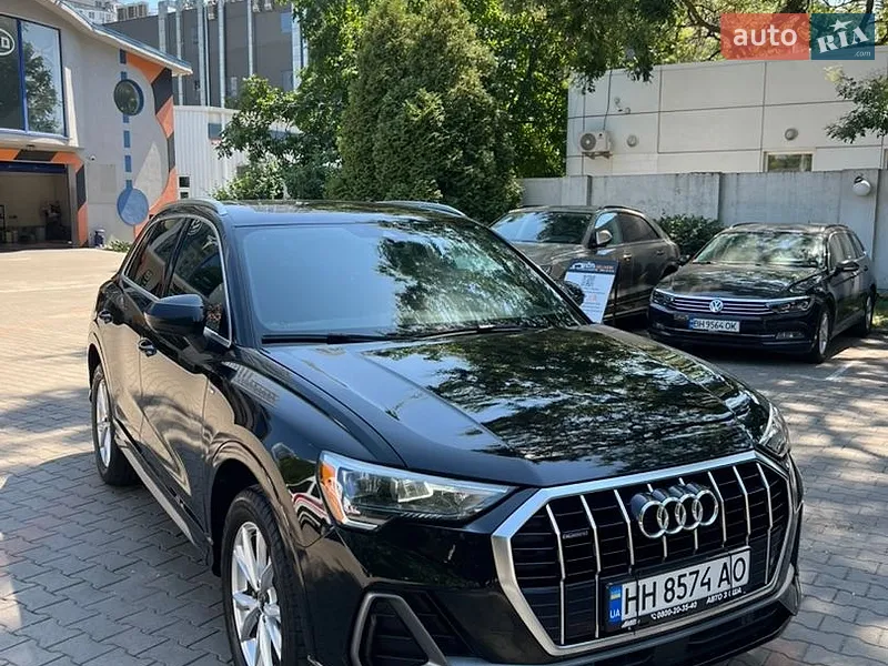 Audi Q3 2021