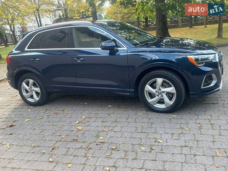 Внедорожник / Кроссовер Audi Q3 2020 в Брошневе-Осаде фото 9 Внедорожник / Кроссовер Audi Q3 2020 в Брошневе-Осаде
