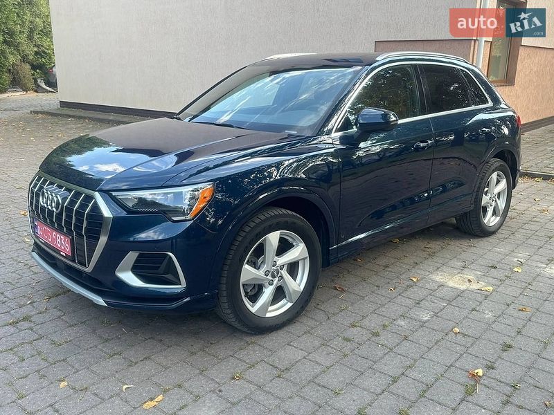 Внедорожник / Кроссовер Audi Q3 2020 в Брошневе-Осаде фото 13 Внедорожник / Кроссовер Audi Q3 2020 в Брошневе-Осаде