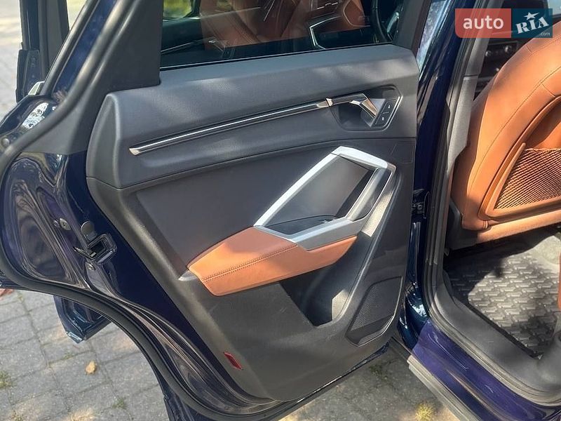Внедорожник / Кроссовер Audi Q3 2020 в Брошневе-Осаде фото 25 Внедорожник / Кроссовер Audi Q3 2020 в Брошневе-Осаде