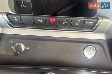 Внедорожник / Кроссовер Audi Q3 2020 в Брошневе-Осаде фото 35 Внедорожник / Кроссовер Audi Q3 2020 в Брошневе-Осаде