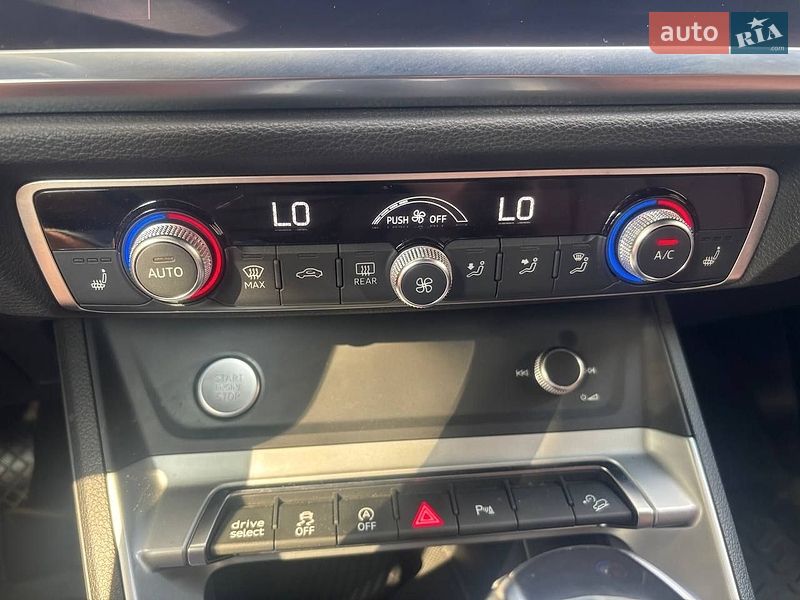 Внедорожник / Кроссовер Audi Q3 2020 в Брошневе-Осаде фото 40 Внедорожник / Кроссовер Audi Q3 2020 в Брошневе-Осаде