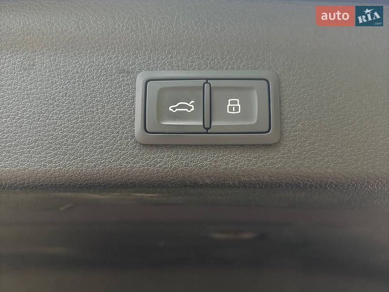 Внедорожник / Кроссовер Audi Q3 2020 в Брошневе-Осаде фото 44 Внедорожник / Кроссовер Audi Q3 2020 в Брошневе-Осаде