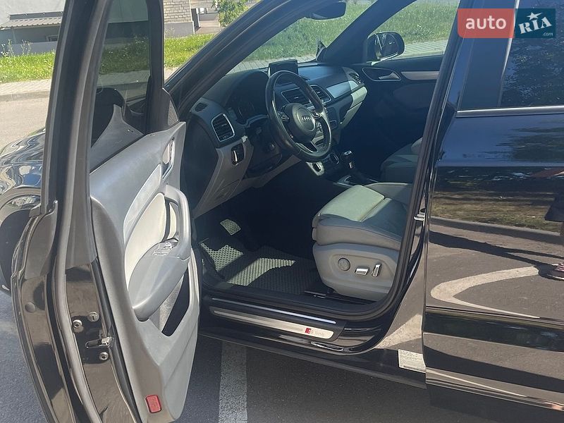 Позашляховик / Кросовер Audi Q3 2017 в Вінниці