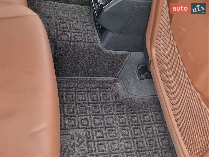 Внедорожник / Кроссовер Audi Q3 2021 в Львове