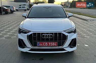 Audi Q3  2021
