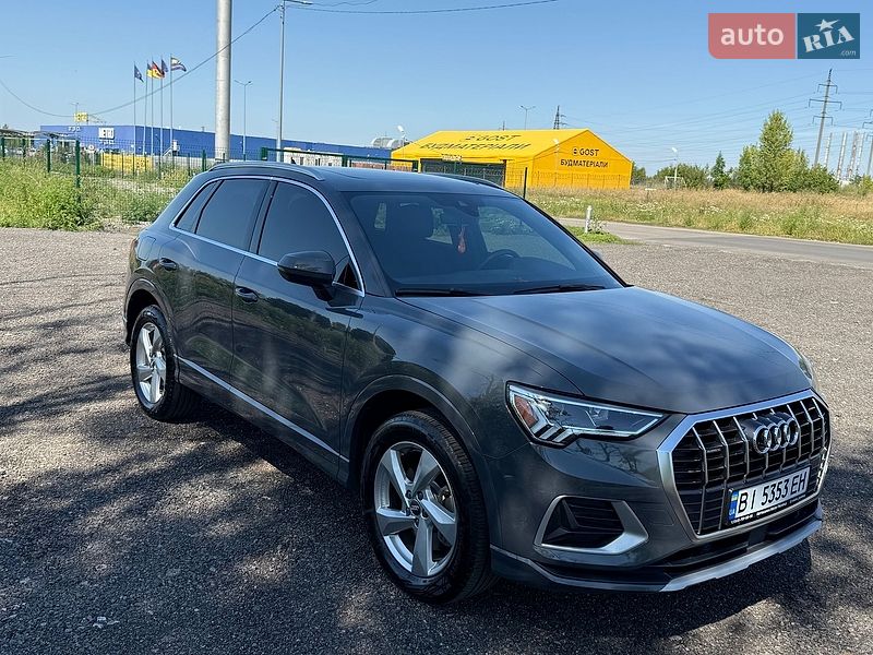 Audi Q3
