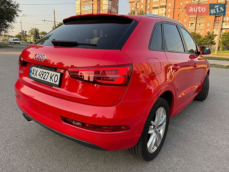 Позашляховик / Кросовер Audi Q3 2017 в Харкові