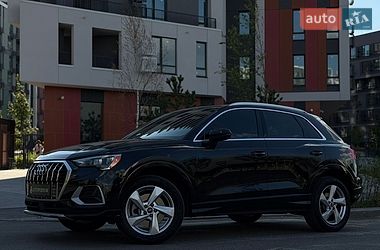 Audi Q3  2021