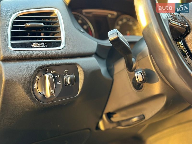 Позашляховик / Кросовер Audi Q3 2016 в Тернополі