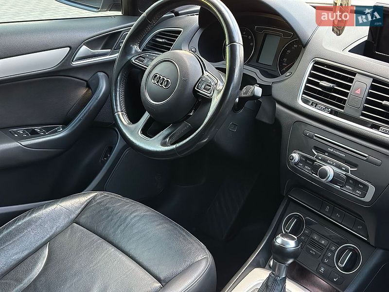 Позашляховик / Кросовер Audi Q3 2016 в Тернополі