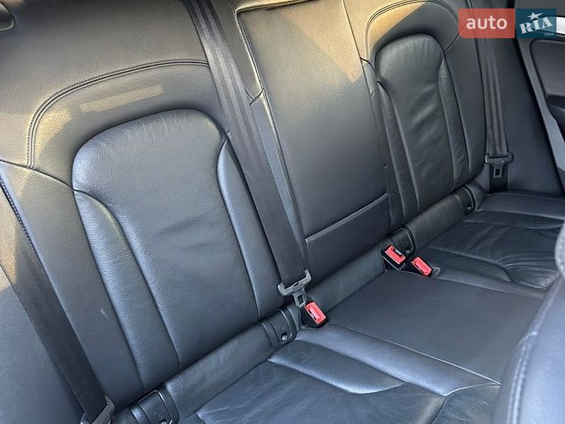 Позашляховик / Кросовер Audi Q3 2016 в Тернополі