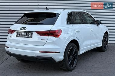 Внедорожник / Кроссовер Audi Q3 2019 в Ровно