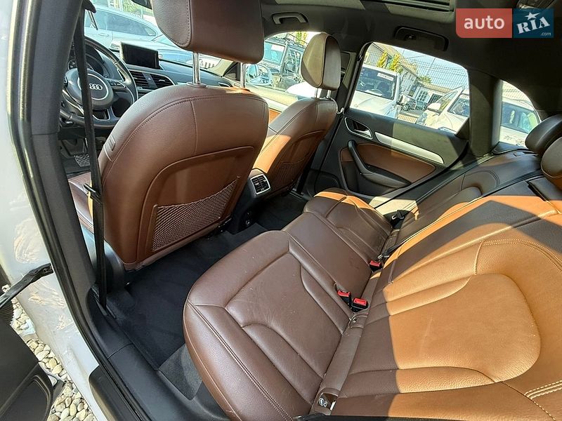 Внедорожник / Кроссовер Audi Q3 2017 в Стрые