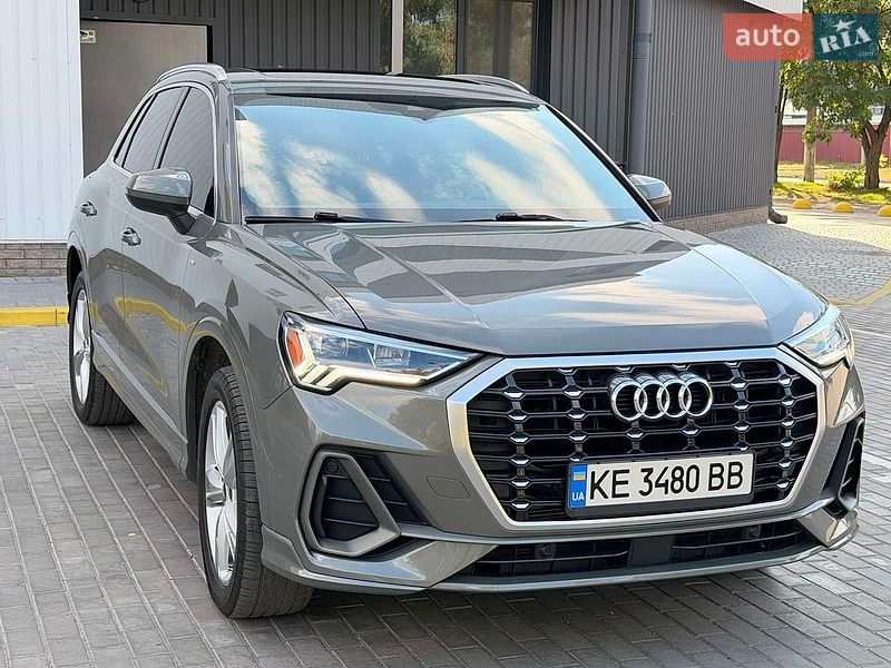 Audi Q3 2021