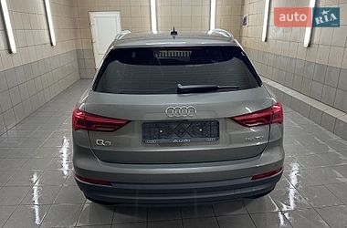 Внедорожник / Кроссовер Audi Q3 2022 в Умани