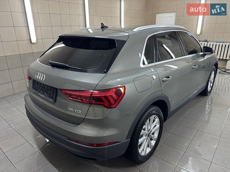 Внедорожник / Кроссовер Audi Q3 2022 в Умани
