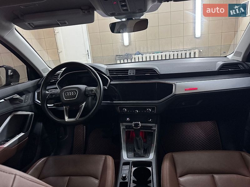Внедорожник / Кроссовер Audi Q3 2022 в Умани