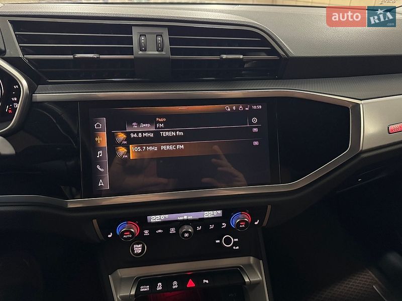 Внедорожник / Кроссовер Audi Q3 2022 в Умани