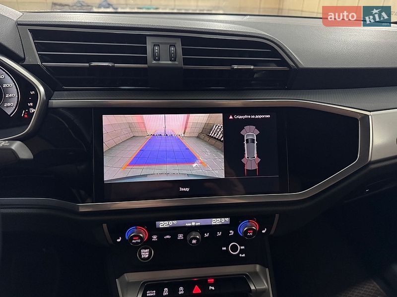 Внедорожник / Кроссовер Audi Q3 2022 в Умани