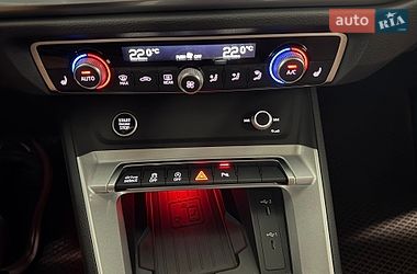 Внедорожник / Кроссовер Audi Q3 2022 в Умани