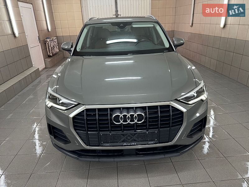 Внедорожник / Кроссовер Audi Q3 2022 в Умани