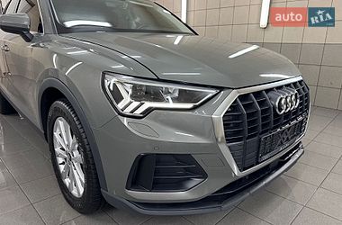 Внедорожник / Кроссовер Audi Q3 2022 в Умани