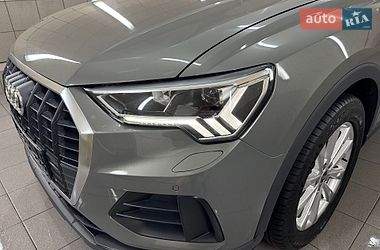 Внедорожник / Кроссовер Audi Q3 2022 в Умани