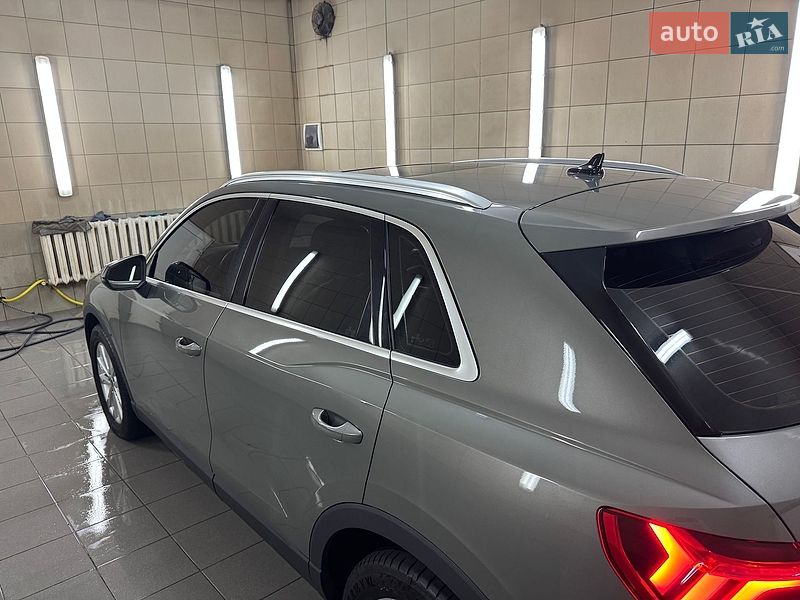 Внедорожник / Кроссовер Audi Q3 2022 в Умани
